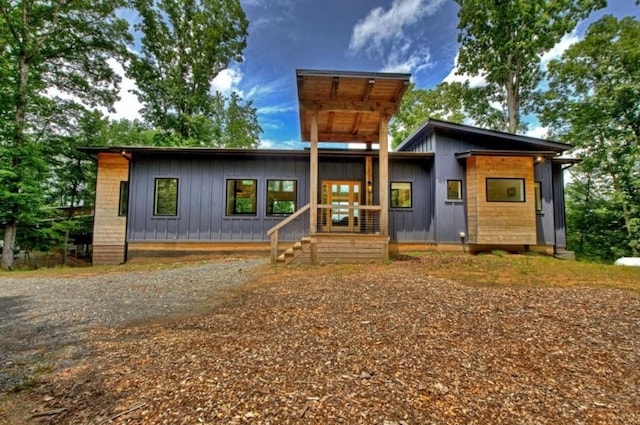 897 Faraday Dr, Ellijay, GA 30540 - view of front facade featuring board and batten siding