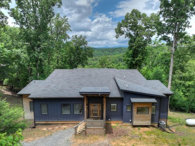897 Faraday Dr, Ellijay, GA 30540 - view of front facade featuring roof with shingles