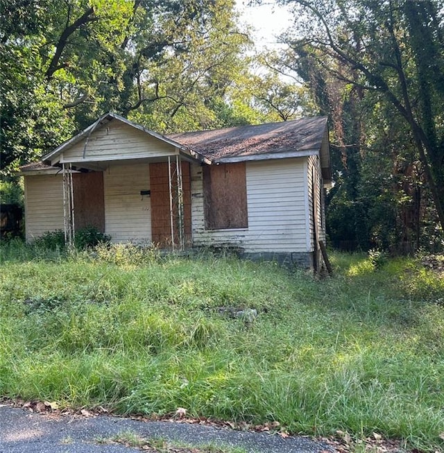 view of single story home