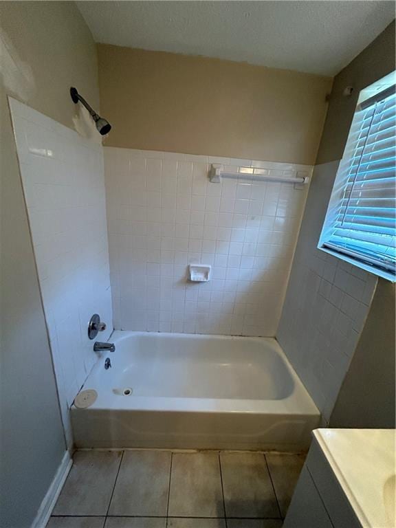 1182 Sims St SW, Atlanta, GA 30310 - full bath featuring tile patterned floors, shower / tub combination, and vanity