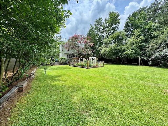 4114 Falcon Shores Ct NW, Acworth, GA 30101 - view of yard with a garden