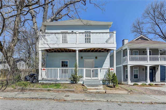 view of front of home featuring a porch