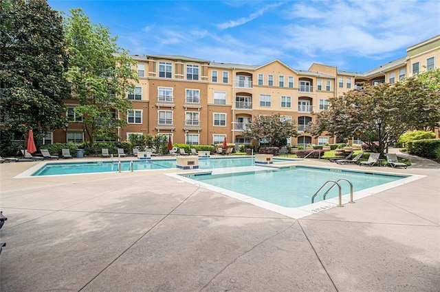 10 Perimeter Summit Blvd NE Unit 4223, Brookhaven, GA 30319 - community pool featuring a patio