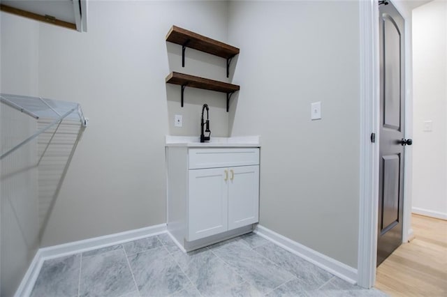 90 Ayers Rd, Bowdon, GA 30108 - bar area featuring baseboards