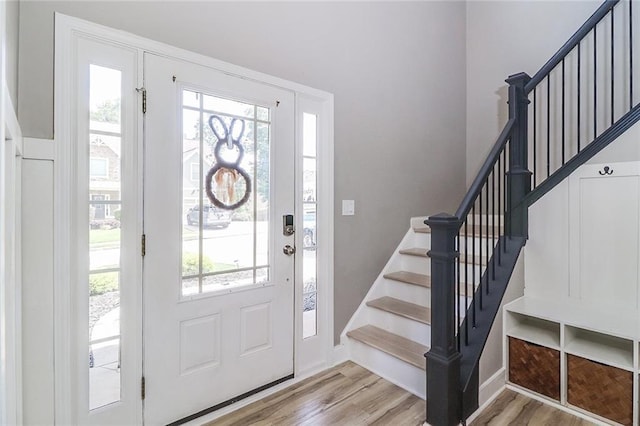 95 Jeffco Dr, Jefferson, GA 30549 - entryway featuring light wood-type flooring, stairway, and baseboards