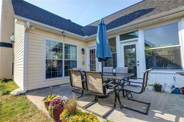 view of patio with outdoor dining space