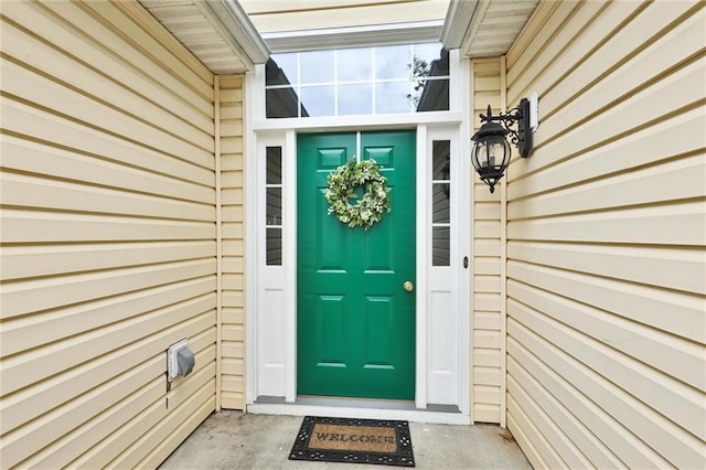 view of exterior entry