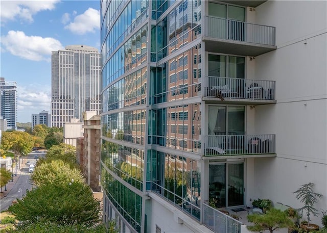 20 10th St NW Unit 704, Atlanta, GA 30309 - view of apartment building / complex with a view of city