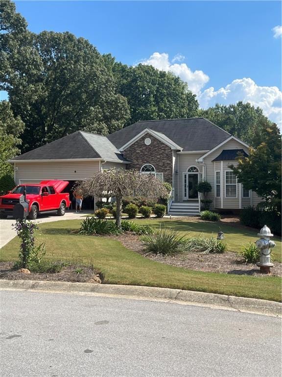 5 Glenn Eagles Vw, Hiram, GA 30141 - single story home featuring an attached garage, a front lawn, and concrete driveway
