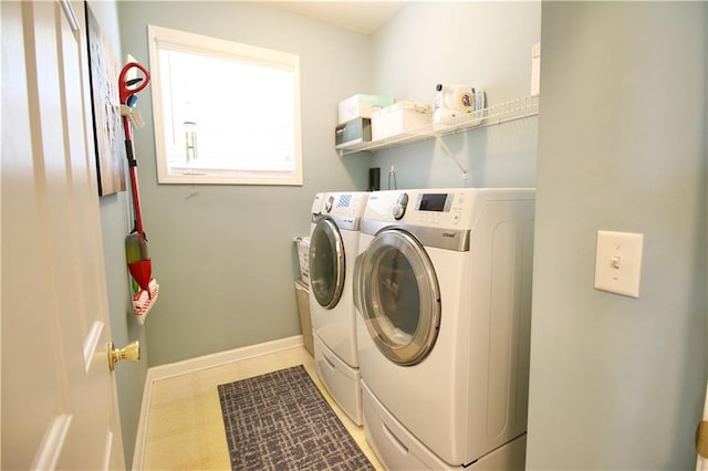 318 Ivy Manor Dr NW, Marietta, GA 30064 - laundry area featuring separate washer and dryer and baseboards