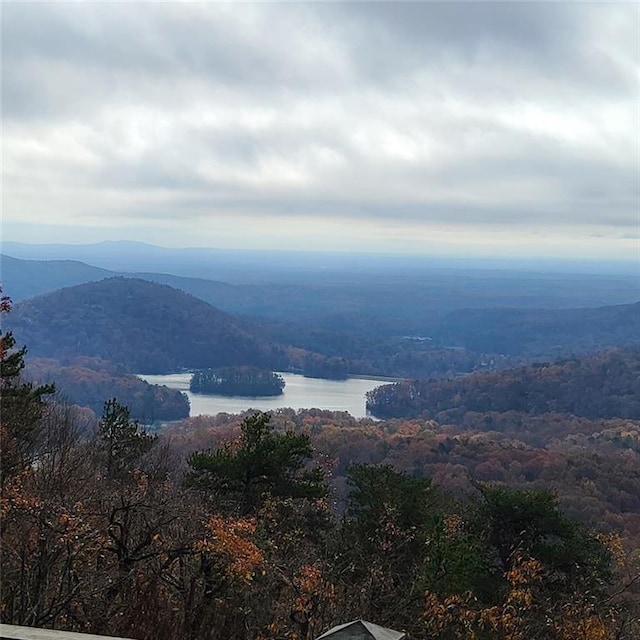 mountain view featuring a water view