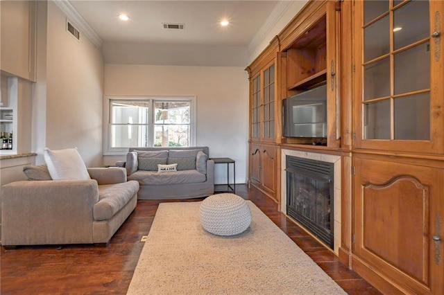 4252 Tall Hickory Trl, Gainesville, GA 30506 - living area with a fireplace, dark wood-style floors, and recessed lighting