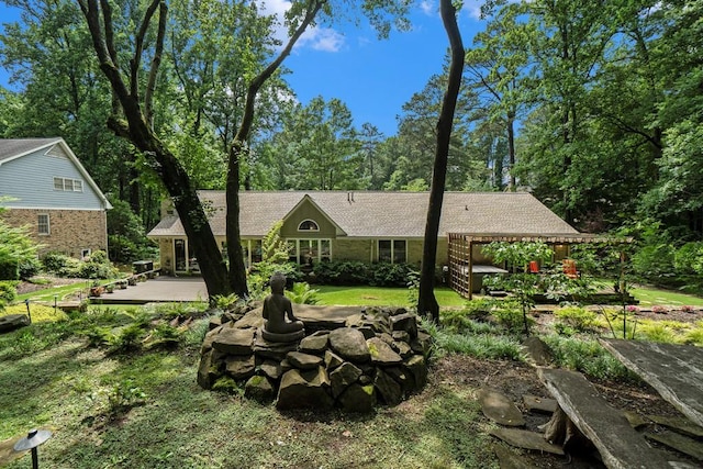 7265 Hunters Branch Dr, Sandy Springs, GA 30328 - view of yard