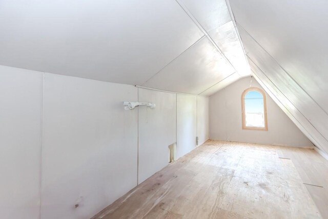 750 Jett Roberts Rd, Jefferson, GA 30549 - bonus room featuring lofted ceiling