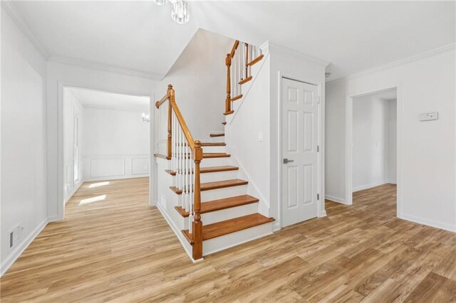 unfurnished room featuring light hardwood / wood-style floors