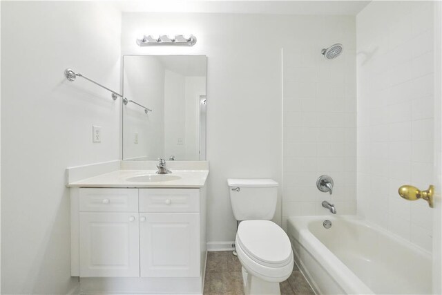 12554 Huntington Trce, Alpharetta, GA 30005 - full bath with toilet, vanity, bathing tub / shower combination, and baseboards