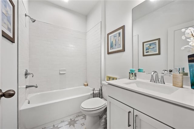 full bath featuring toilet, vanity, and shower / tub combination