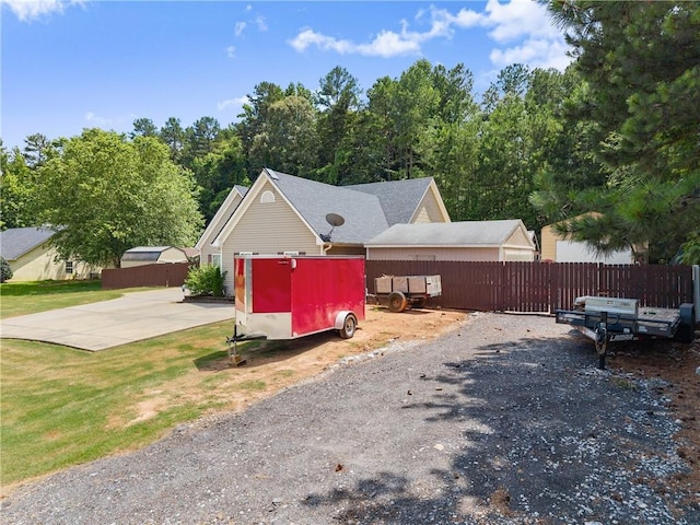 69 Maple Leaf Ct, Hoschton, GA 30548 - view of front facade