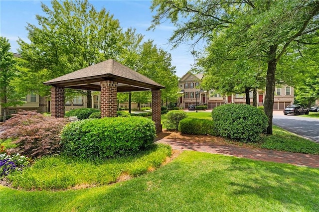 1012 E Paces Chase, Atlanta, GA 30326 - surrounding community with a gazebo and a lawn