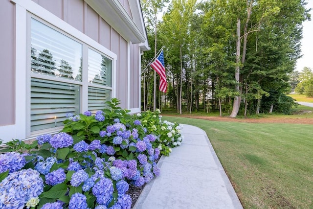 2980 Beards Rd, Buford, GA 30518 - view of grassy yard