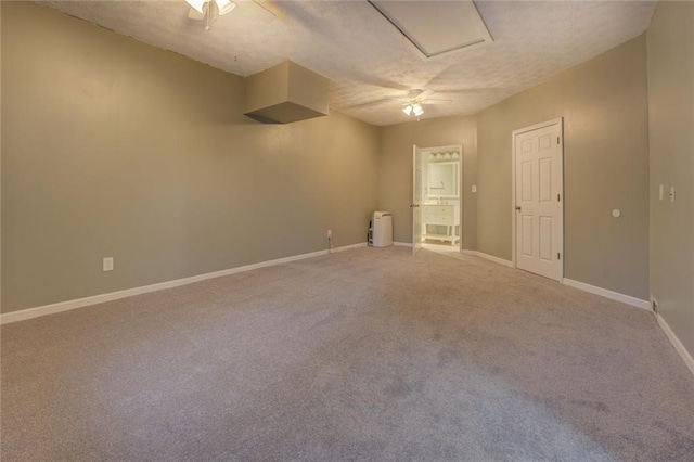 dining room with crown molding, light wood-type flooring, baseboards, and ceiling fan