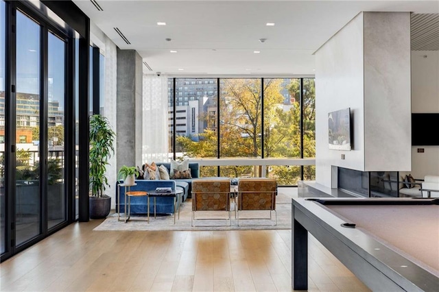 common area featuring visible vents