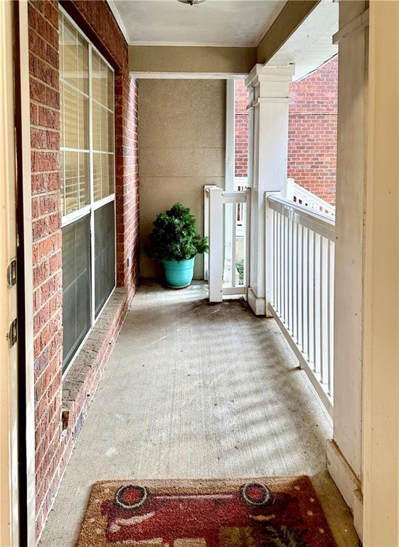 balcony featuring a porch