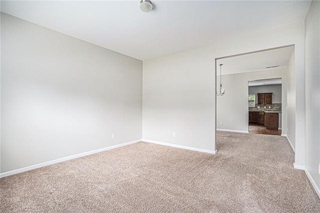 view of carpeted spare room