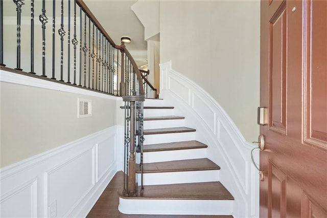 826 Bexley Park Way, Mableton, GA 30126 - kitchen with a sink, white cabinets, ornamental molding, and stainless steel appliances