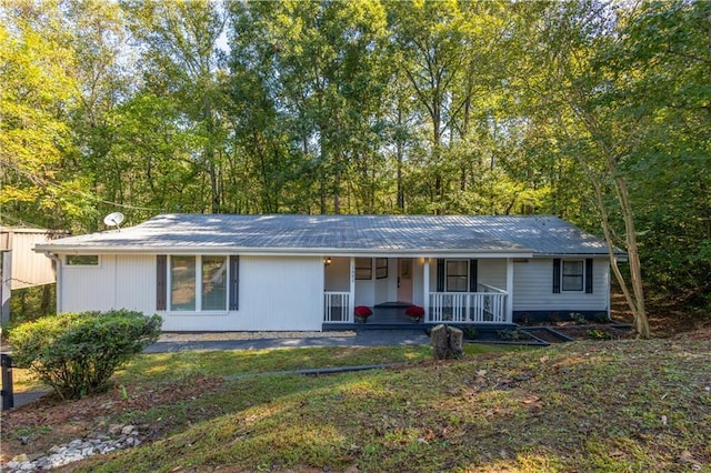 view of front of home with covered porch