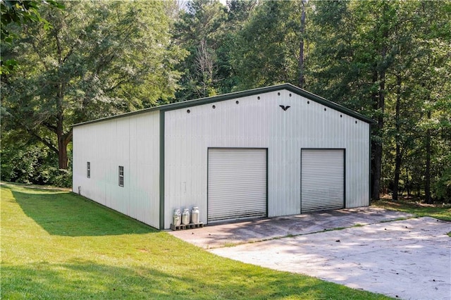 5670 Lanny Dr, Powder Springs, GA 30127 - view of detached garage