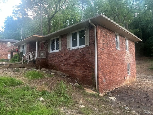 481 Hammond Dr, Atlanta, GA 30328 - view of side of home with brick siding