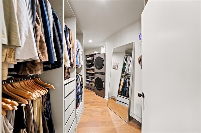 595 Overbrook Dr NW, Atlanta, GA 30318 - spacious closet featuring stacked washer / drying machine and light wood-style flooring