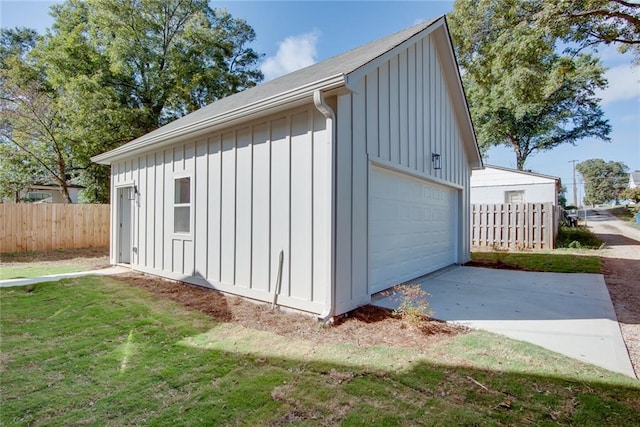 3395 Lee St, East Point, GA 30344 - detached garage with fence