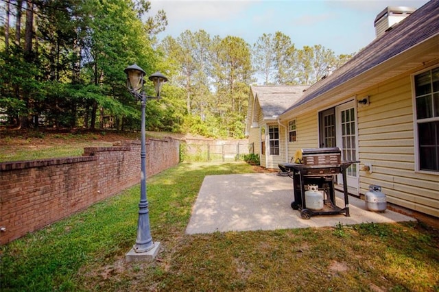 view of yard with a patio