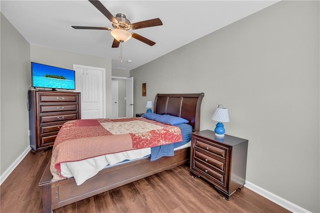 2735 Kimblewick Ct, Cumming, GA 30040 - bedroom with a ceiling fan, a closet, baseboards, and wood finished floors