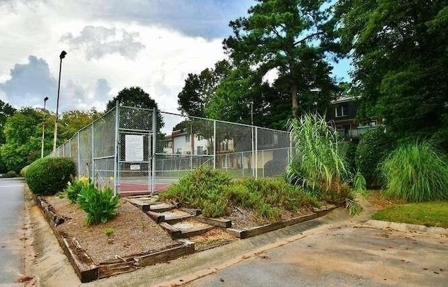 6500 Gaines Ferry Rd Unit A2, Flowery Branch, GA 30542 - surrounding community featuring a tennis court
