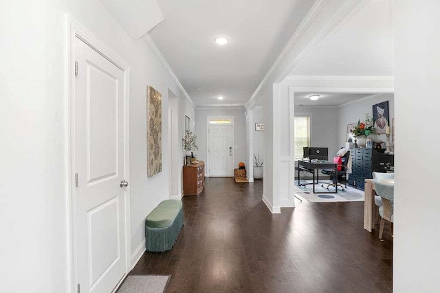 3692 Wartrace Dr, South Fulton, GA 30331 - entrance foyer with dark wood-style flooring, baseboards, crown molding, and recessed lighting