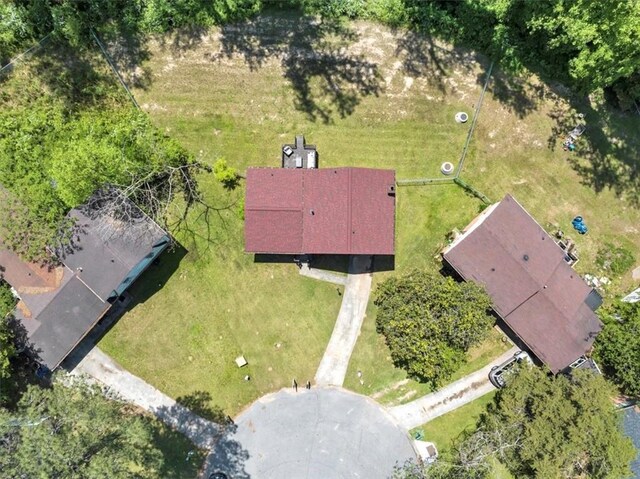 7371 Ovis Ct, Riverdale, GA 30274 - split level home featuring brick siding, a front yard, and concrete driveway