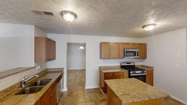 625 Compton Ln, Mcdonough, GA 30253