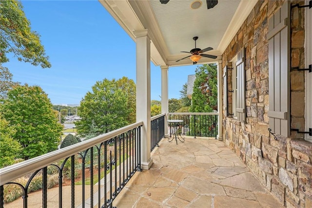 balcony with ceiling fan