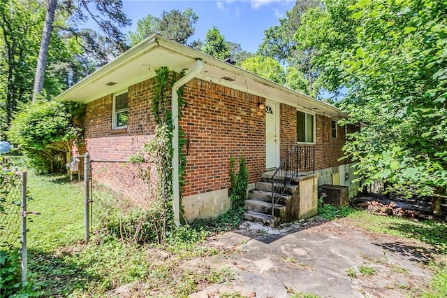 2201 Bollingbrook Dr, Atlanta, GA 30311 - ranch-style house with brick siding