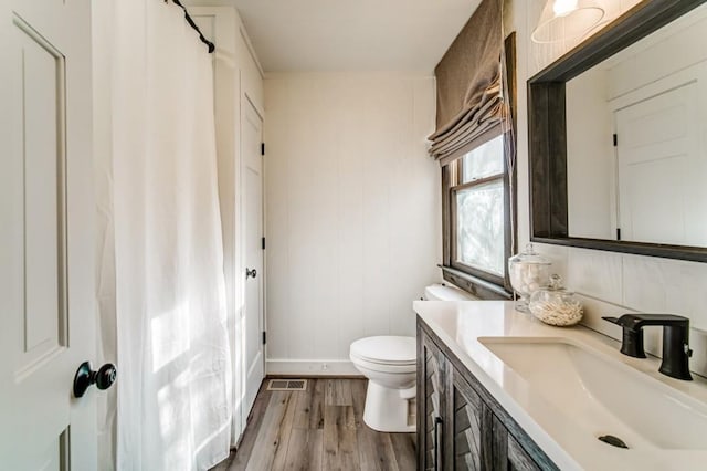 242 Buckskull Hollow Dr, Jasper, GA 30143 - bathroom featuring toilet, wood finished floors, and vanity