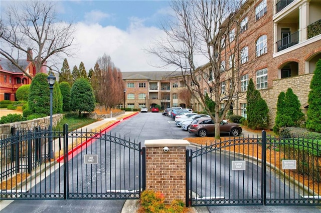 625 Piedmont Ave NE Unit 2004, Atlanta, GA 30308 - gate featuring a fenced front yard