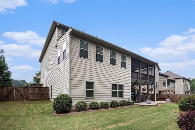 4435 Mossbrook Cir, Alpharetta, GA 30004 - rear view of property with a patio area