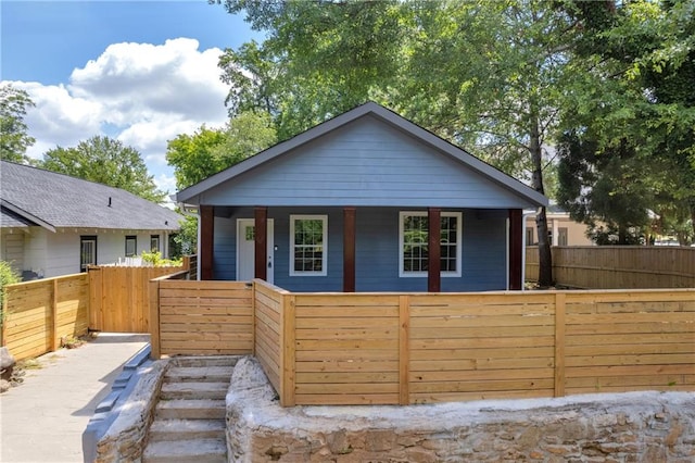 85 Ollie St, Atlanta, GA 30314 - bungalow-style house featuring a porch