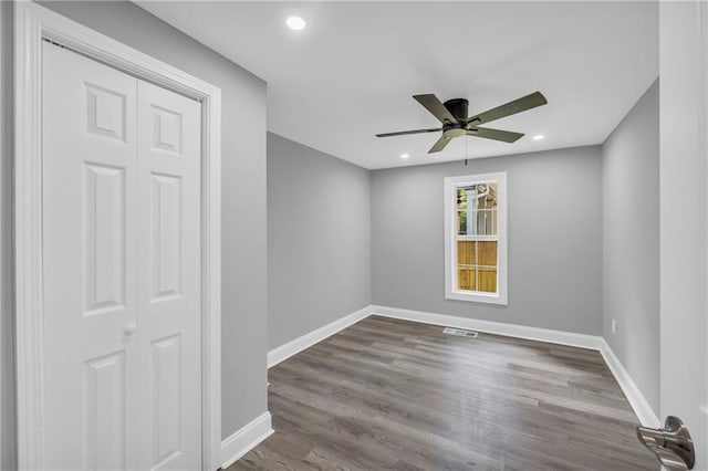 85 Ollie St, Atlanta, GA 30314 - spare room featuring a ceiling fan, wood finished floors, and recessed lighting