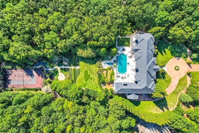 9620 Cedar Grove Rd, Chattahoochee Hills, GA 30213 - drone / aerial view of a pool