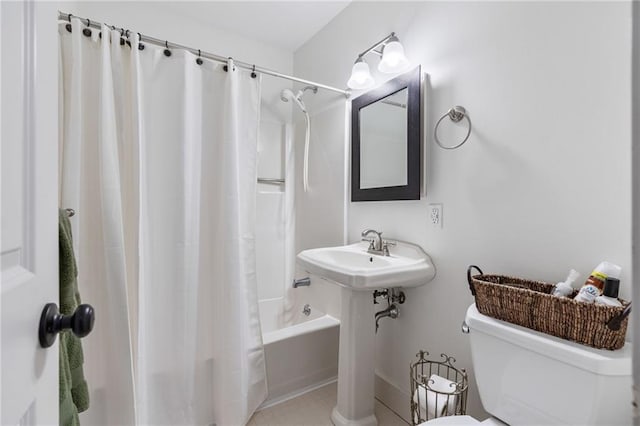 7875 Robin Rd, Cumming, GA 30041 - full bathroom with toilet and shower / bath combination with curtain