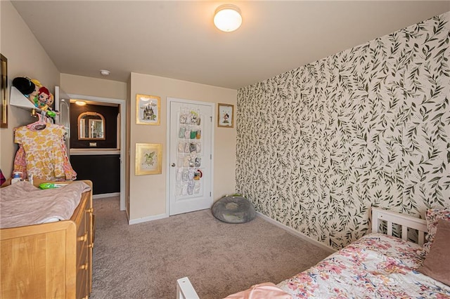 305 Thimbleberry Dr, Dawsonville, GA 30534 - carpeted bedroom featuring wallpapered walls and baseboards